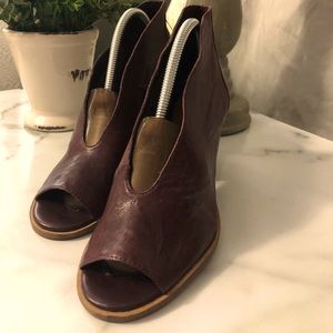 Lucky Brand open toe booties